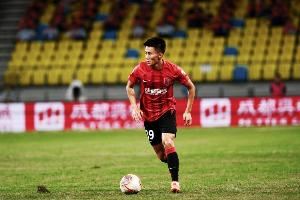 足球报：河南队想租借甘超，但徐正源考虑到赛程压力没有答应