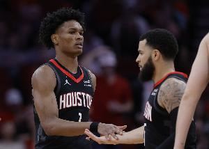 Lowe：火箭原本有望争冠 现在恐怕进入季后赛都有些难度