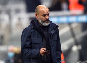 记者：努诺执教西汉姆联后，球队的首个主场比赛仍将遭球迷抵制